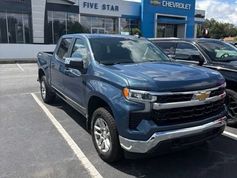 Used 2024 Chevrolet Silverado 1500 LT AWD/4WD image 2