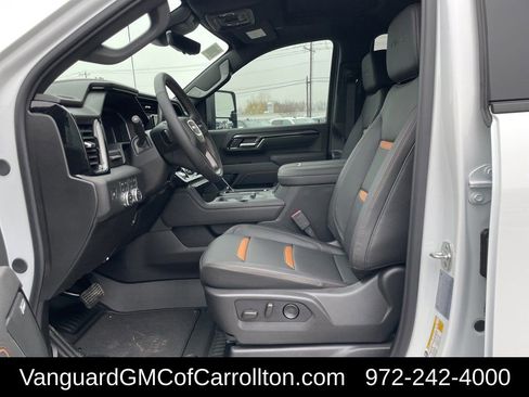 New 2026 GMC Sierra 2500 AT4 w/ AT4 Premium Plus Package image 9