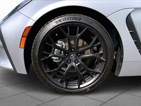 New 2025 Toyota GR86 Premium image 11