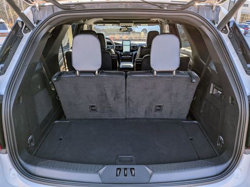 Certified 2024 Ford Explorer ST w/ Equipment Group 401A image 14