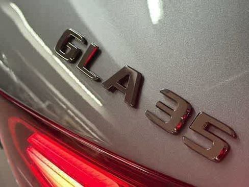Used 2026 Mercedes-Benz GLA 35 AMG 4MATIC image 11