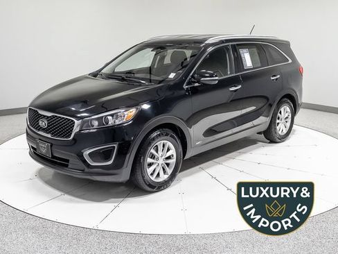 Used 2016 Kia Sorento AWD image 1