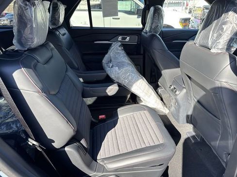 New 2026 Ford Explorer ST-Line AWD/4WD image 23