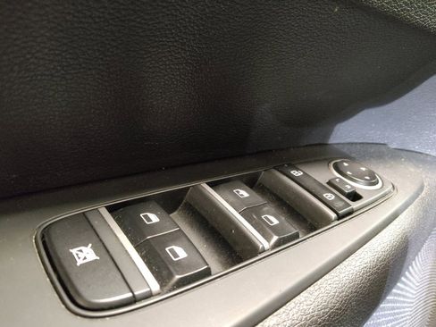 Used 2024 Kia Forte LXS FWD image 27