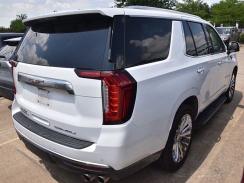 Used 2021 GMC Yukon Denali AWD/4WD image 5