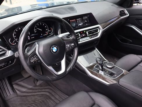 Used 2020 BMW 330i xDrive Sedan w/ Driving Assistance Package AWD/4WD image 9