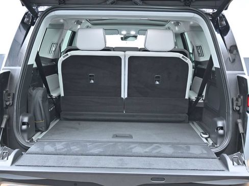 Used 2023 Rivian R1S Adventure AWD/4WD image 14