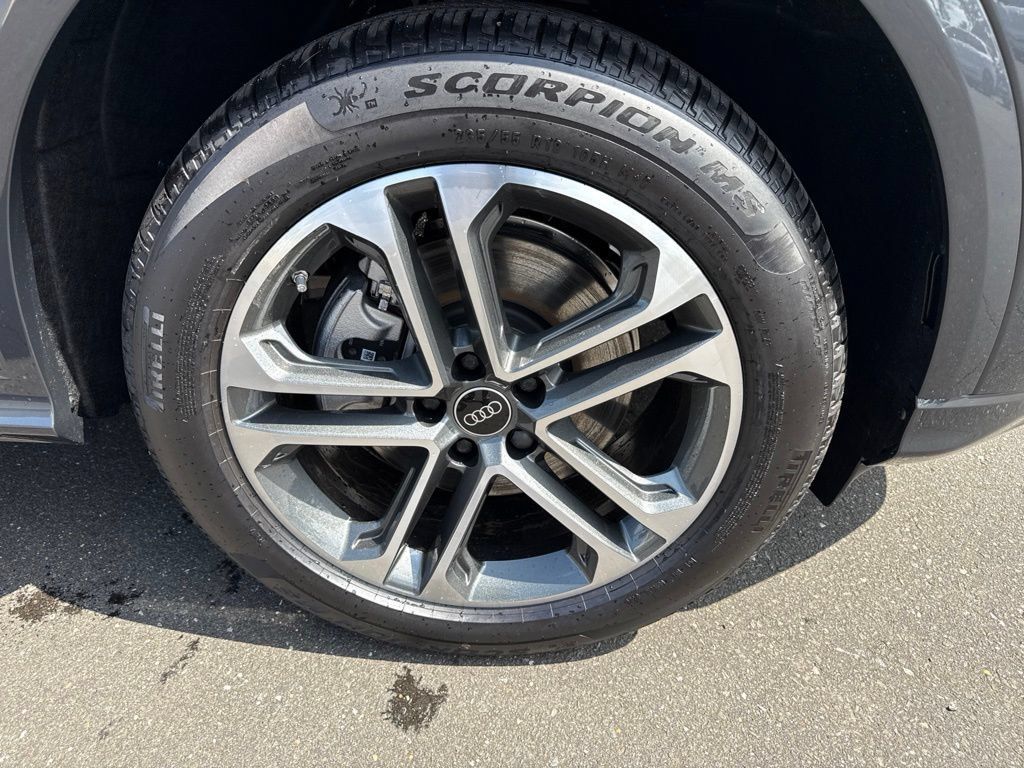 New 2026 Audi Q5 Premium AWD/4WD image 12