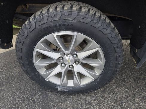 Used 2021 Chevrolet Silverado 1500 High Country w/ Z71 Off-Road Package AWD/4WD image 36