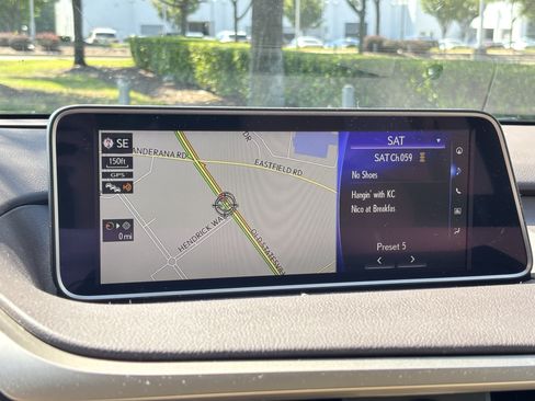 Used 2019 Lexus RX 350L AWD image 26