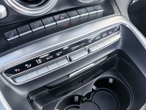 Used 2018 Mercedes-Benz AMG GT Roadster image 53