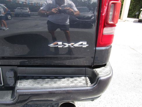 Used 2019 RAM 1500 Limited AWD/4WD image 29