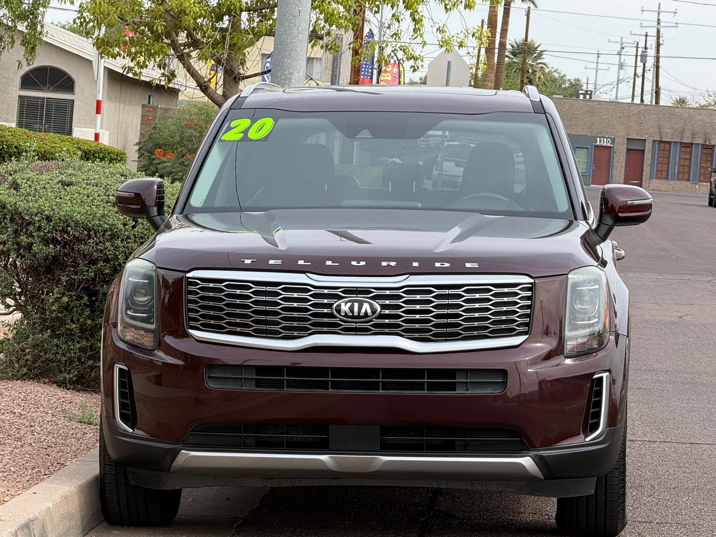 Used 2020 Kia Telluride EX AWD/4WD image 2