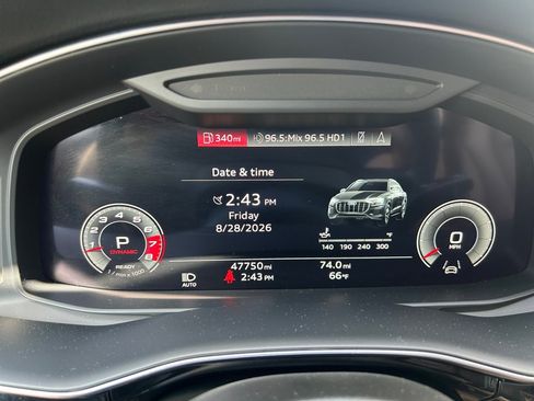 Used 2021 Audi Q8 Premium Plus AWD/4WD image 11