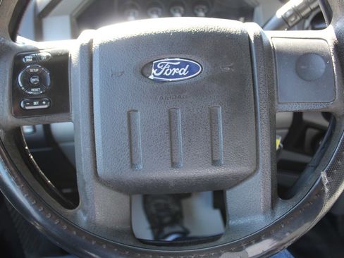 Used 2013 Ford F250 XL w/ PWR Equipment Group image 15