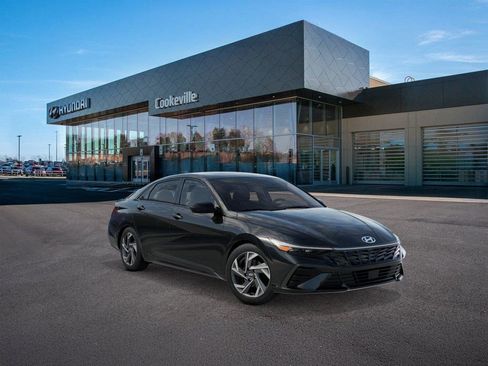 New 2026 Hyundai Elantra SEL Sport image 2