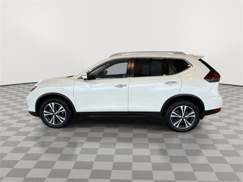Used 2020 Nissan Rogue SV w/ Premium Package image 6