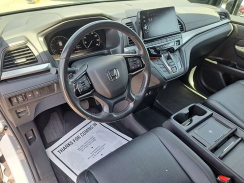 Used 2025 Honda Odyssey Sport-L image 17