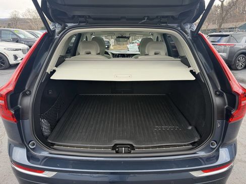 Used 2021 Volvo XC60 T5 Inscription w/ Advanced Package image 19