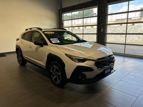 Used 2024 Subaru Crosstrek 2.0i Premium AWD/4WD image 5