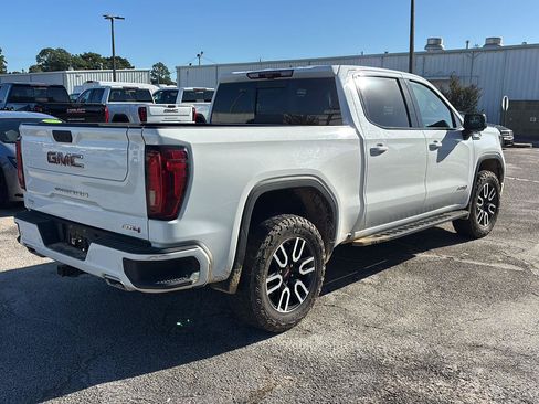 Used 2023 GMC Sierra 1500 AT4 w/ AT4 Premium Package AWD/4WD image 7
