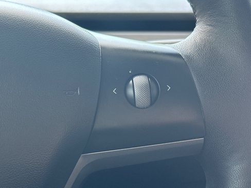 Used 2022 Tesla Model 3 RWD image 29