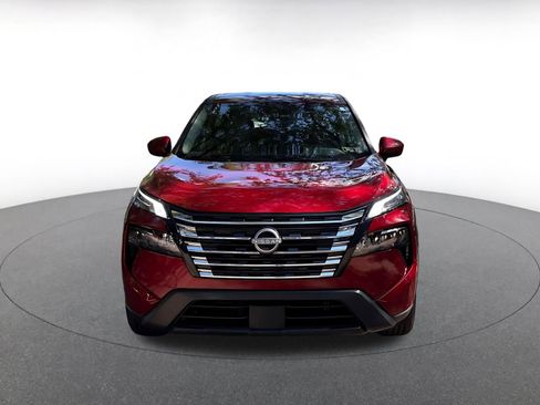 Used 2025 Nissan Rogue SV AWD/4WD image 2