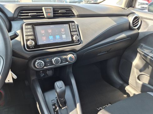Used 2025 Nissan Versa S w/ Trunk Package FWD image 22