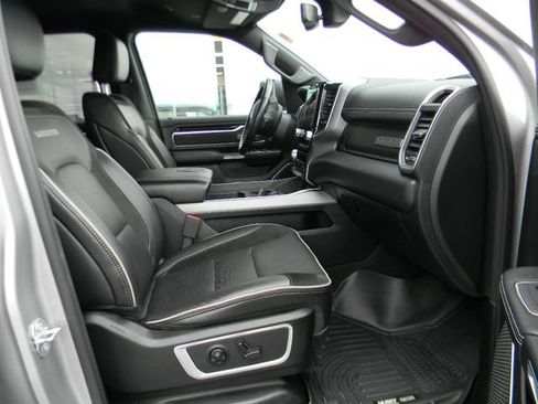 Used 2020 RAM 1500 Laramie w/ Sport Appearance Package AWD/4WD image 25