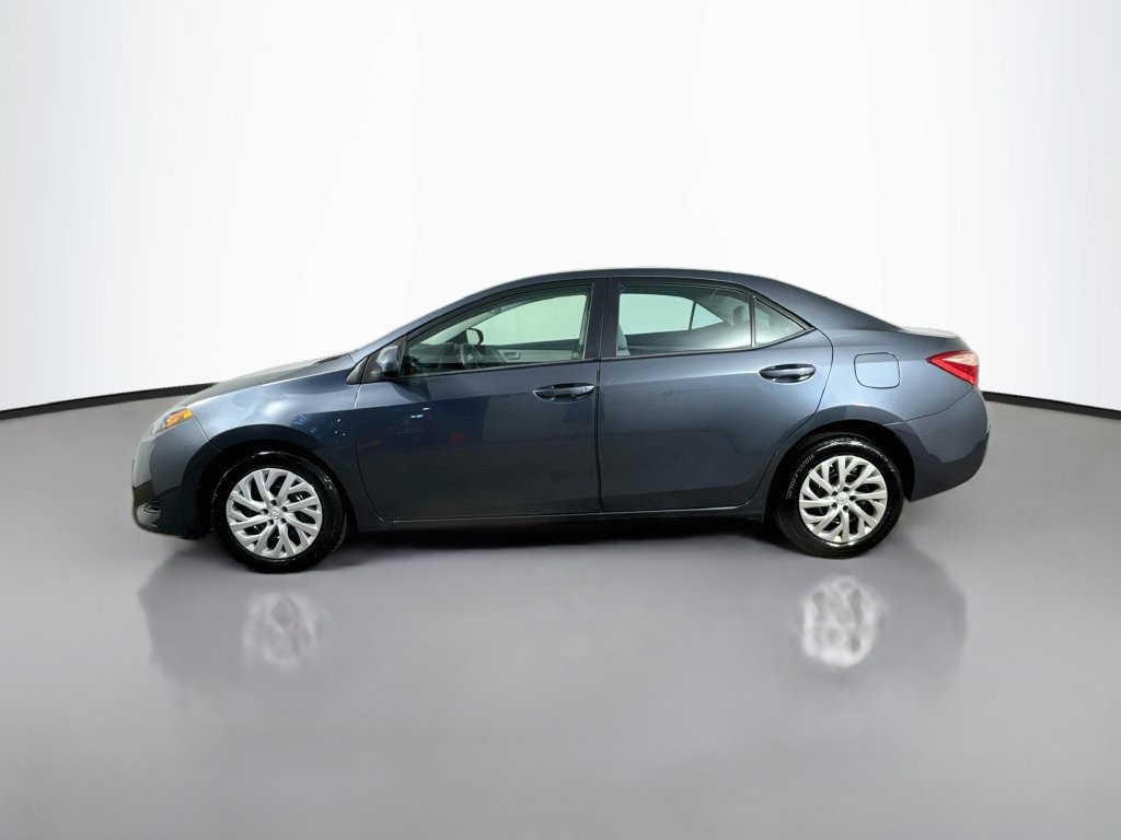 Used 2018 Toyota Corolla LE FWD image 4