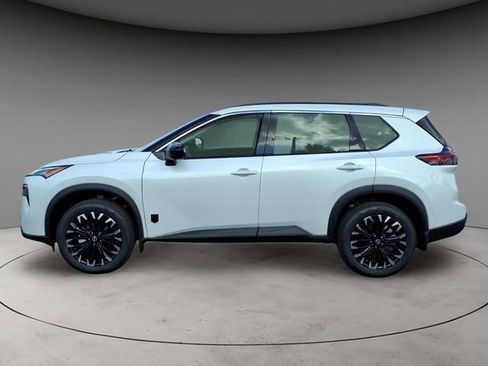 New 2026 Nissan Rogue SV image 2