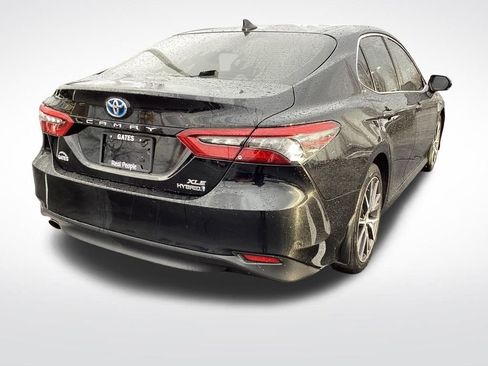 Used 2023 Toyota Camry XLE FWD image 9