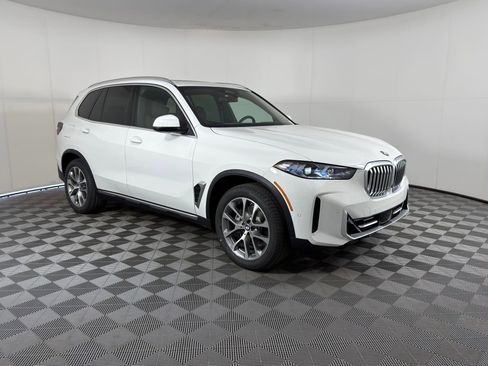 Used 2026 BMW X5 sDrive40i RWD image 7