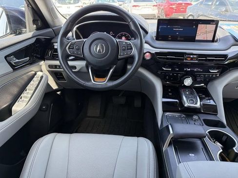 Used 2024 Acura MDX SH-AWD w/ Technology Package image 23