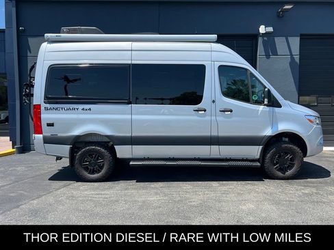 Used 2022 Mercedes-Benz Sprinter 2500 image 6