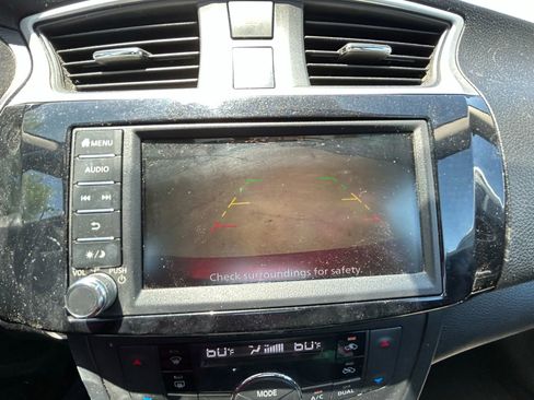 Used 2019 Nissan Sentra SV image 19
