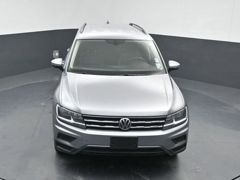 Used 2021 Volkswagen Tiguan SE image 10