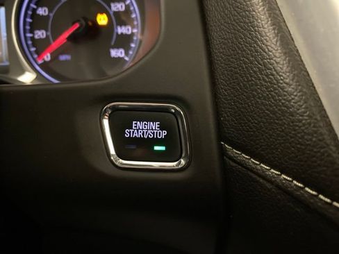 Used 2017 GMC Acadia SLT w/ LPO, Cargo Package AWD/4WD image 16