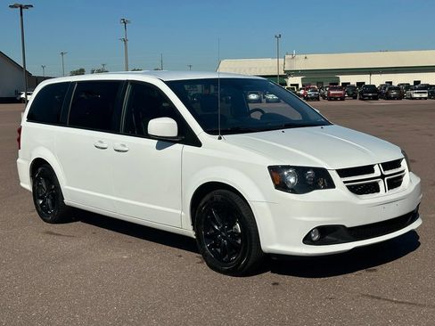 Used 2019 Dodge Grand Caravan GT FWD image 7