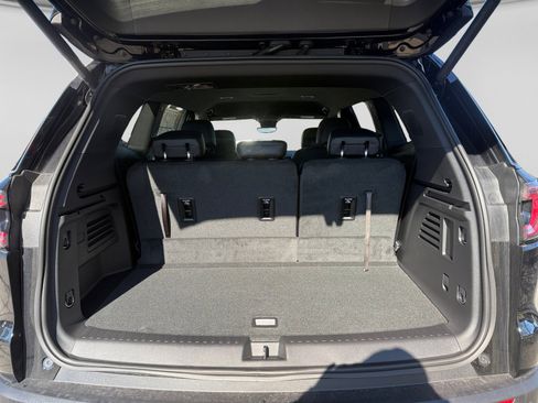 New 2026 GMC Acadia Elevation w/ Elevation Premium Package image 19