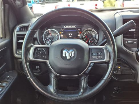 Used 2022 RAM 3500 Tradesman w/ Chrome Appearance Group image 32