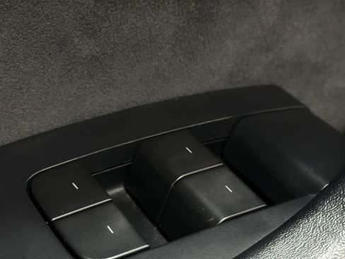 Used 2021 Tesla Model 3 Performance AWD/4WD image 17