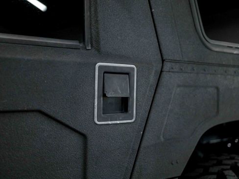 Used 1999 HUMMER H1 4-Door Wagon AWD/4WD image 29