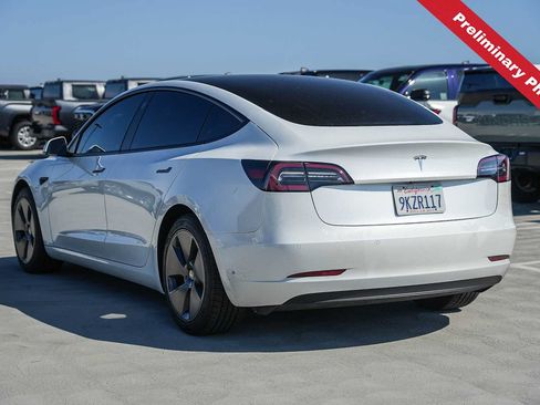 Used 2021 Tesla Model 3 Standard Range Plus RWD image 8