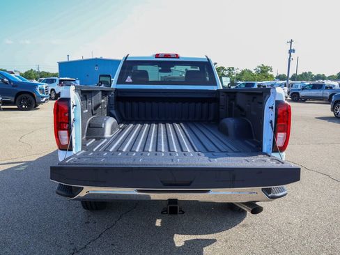 New 2026 GMC Sierra 2500 Pro w/ Convenience Package AWD/4WD image 5