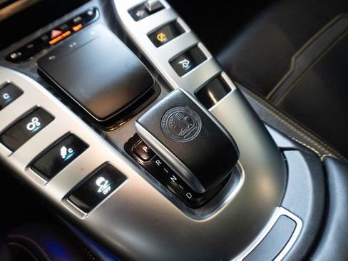 Used 2022 Mercedes-Benz AMG GT 43 image 33