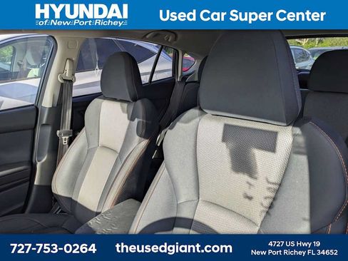 Used 2019 Subaru Crosstrek 2.0i Premium AWD/4WD image 3