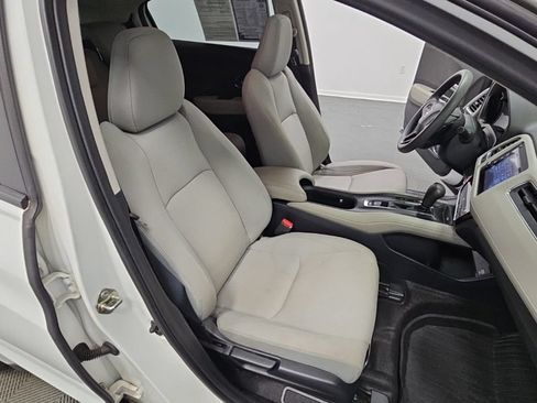 Used 2019 Honda HR-V EX image 38