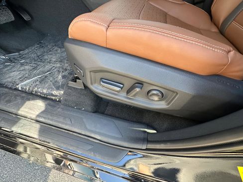 New 2026 Toyota Tundra 1794 Edition AWD/4WD image 15