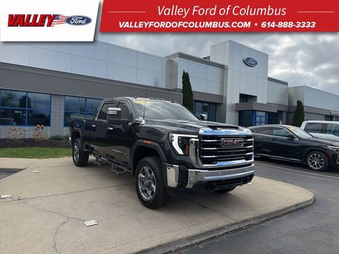 Used 2025 GMC Sierra 2500 SLT image 1